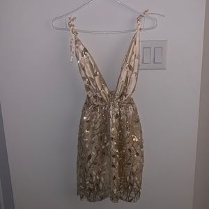 Sisters the label original backless dress never been worn size small size